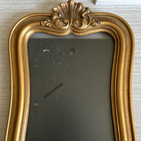Vintage 1978 Gold Ornate Metal Photo Frame Made in USA - Picture 1 of 2